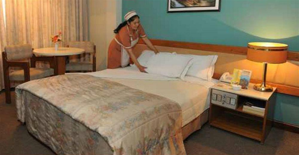 Cesar'S Plaza Hotel كوتشابامبا المظهر الخارجي الصورة