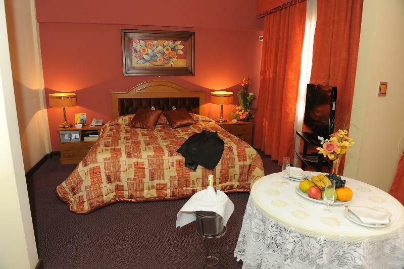 Cesar'S Plaza Hotel كوتشابامبا المظهر الخارجي الصورة